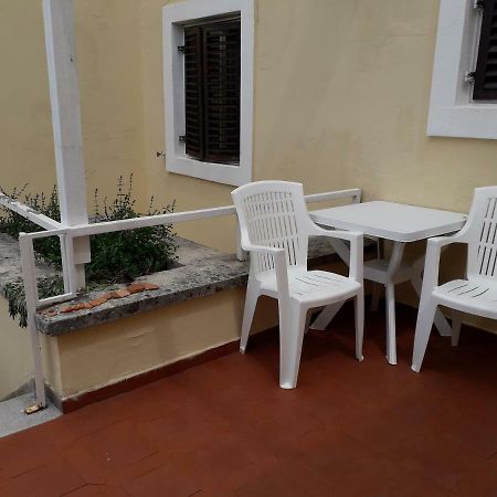 Apartments And Rooms Haludovo - Ribarsko Selo マリンスカ エクステリア 写真