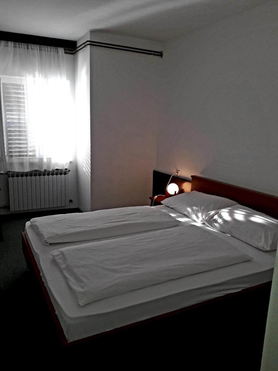 Apartments And Rooms Haludovo - Ribarsko Selo マリンスカ エクステリア 写真